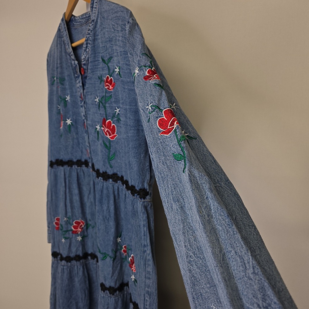 Vintage Denim‎ Maxi Dress Embroidered Roses Boho Festival Long Sleeve Womens - Picture 3 of 7